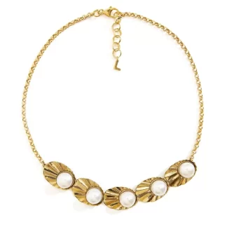 Women Liase Crown Shell Necklace With Natural Pearls